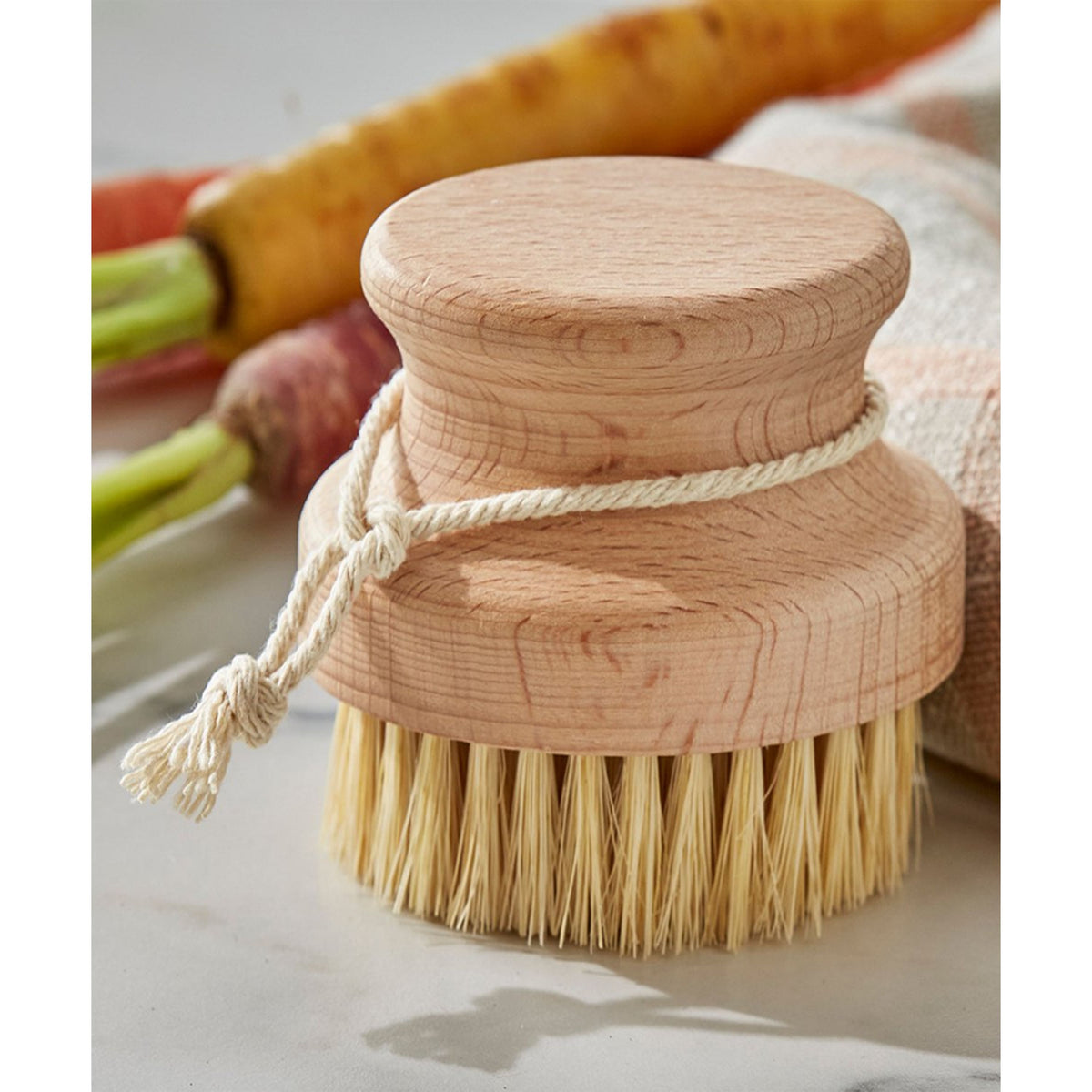 Kikkerland Carrot Vegetable Cleaning Scrubber Brush