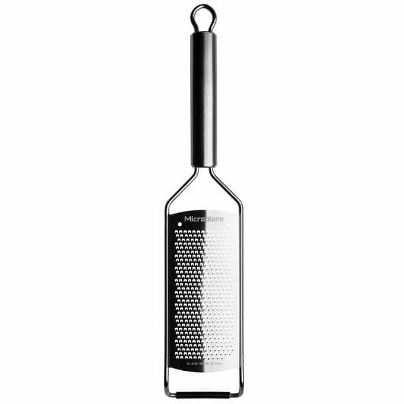 http://tarzianwestforhousewares.com/cdn/shop/products/Microplane-38004-Profesional-Series-Fine-Grater_-18-8-Stainless-Steel_1200x1200.jpg?v=1606083153