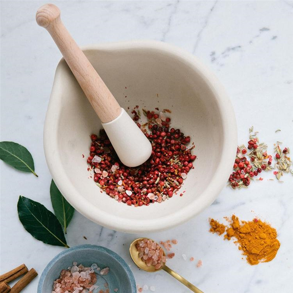 Emile Henry - Mortar & Pestle, White - Boutique Crème