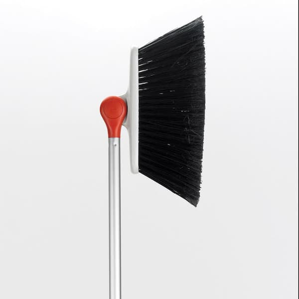 Oxo Any Angle Broom – Tarzianwestforhousewares