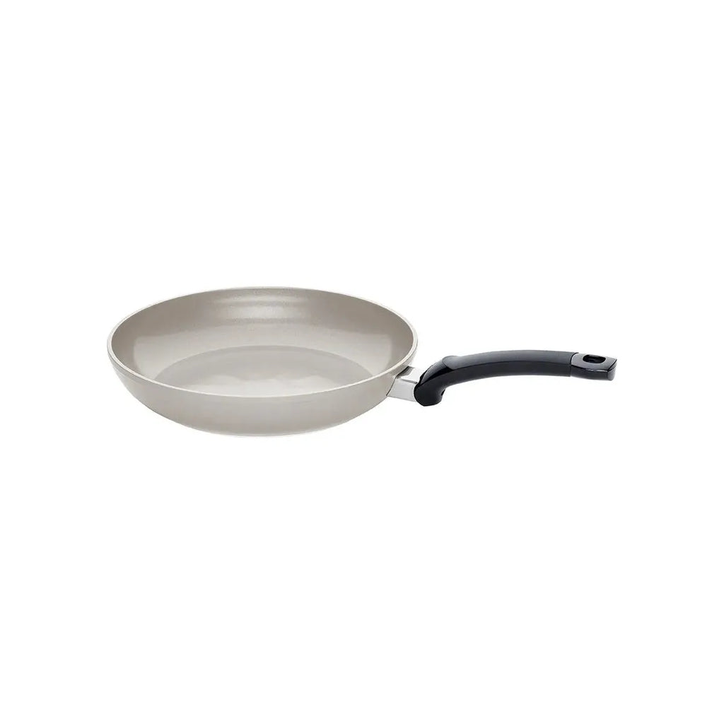 GreenPan Venice Pro Tri-Ply Stainless Steel Healthy Ceramic Nonstick 3QT  Chef Saute Pan with Helper Handle and Lid, PFAS-Free, Multi Clad,  Induction