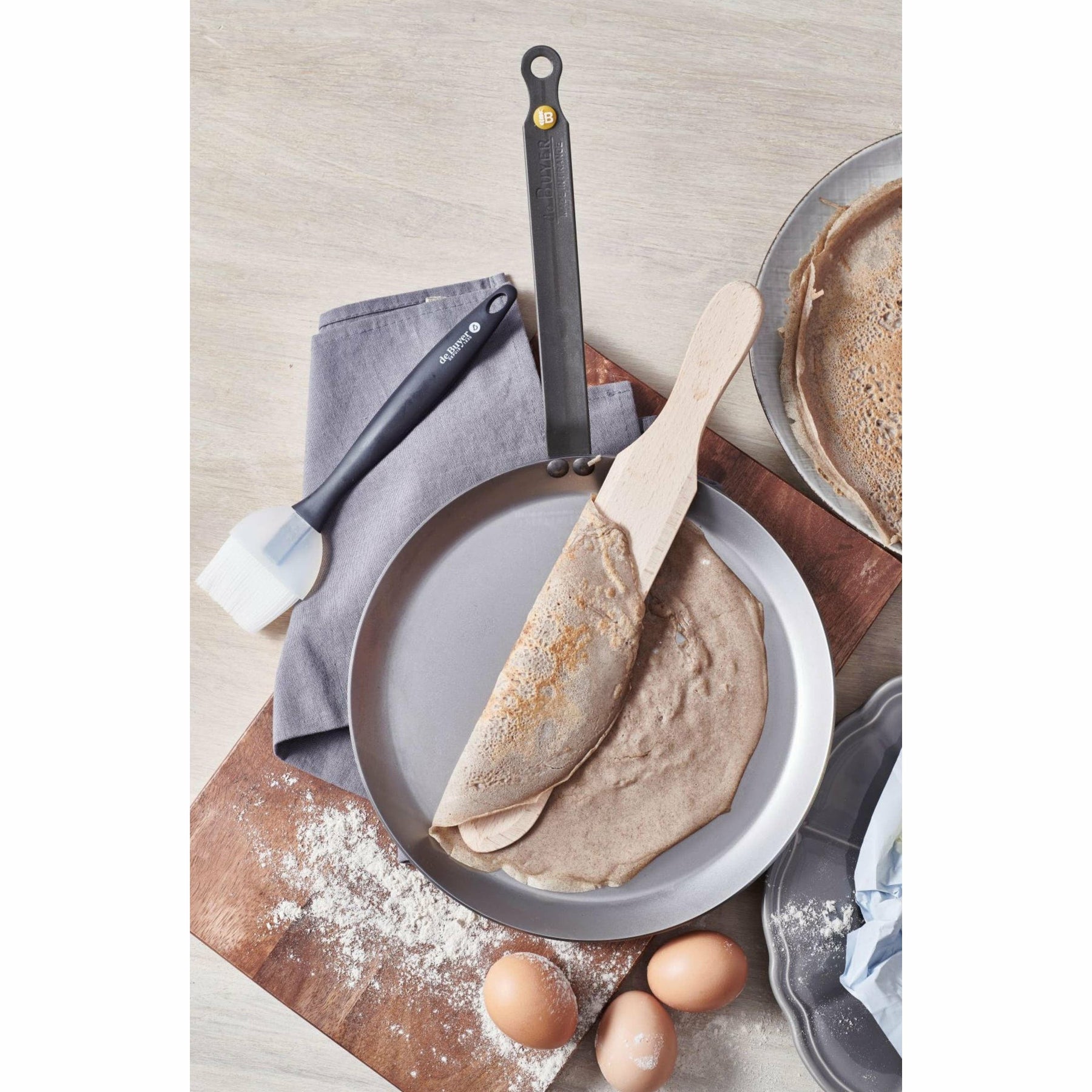 De Buyer Mineral B Element Crepe & Pancake Pan 10.25 in.