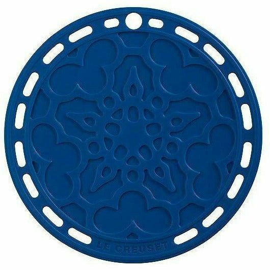 Le Creuset Magnetic Wooden Trivet with Silicone Rings for Dutch